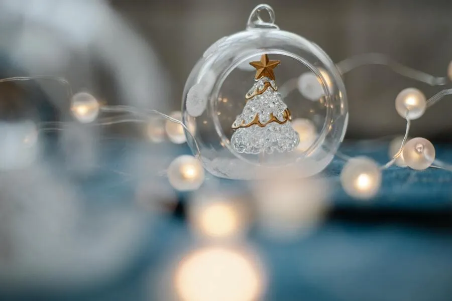 Decoración navideña para tiendas: ¡Lleva la magia de la Navidad a tu comercio!